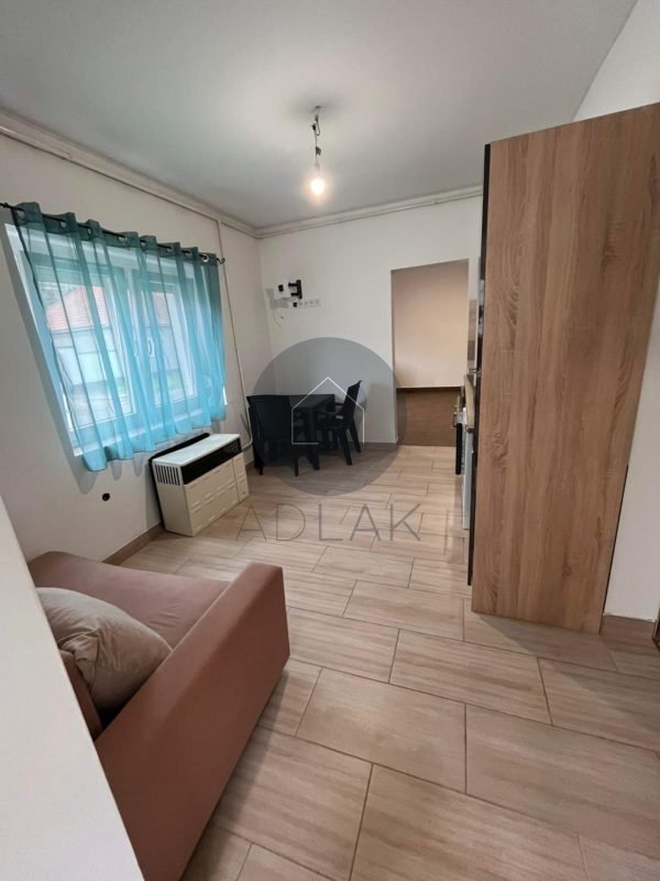 Baján felújított kis családi ház Baján eladó - Image 6