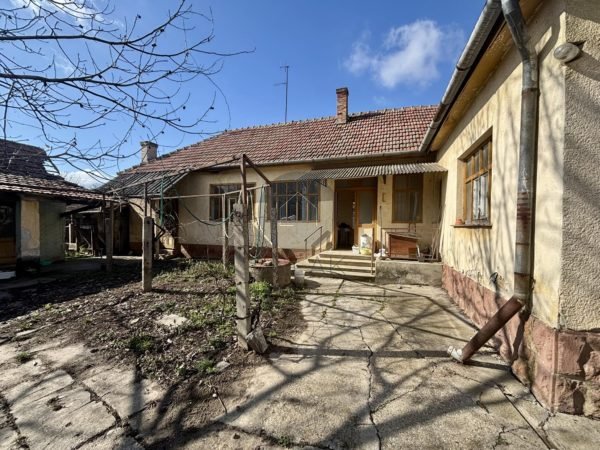 Jánoshalmán jó kialakítású, felújítandó családi ház eladó - Image 14