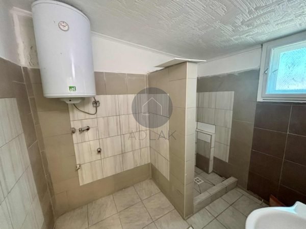 Jánoshalmán jó állapotú családi ház eladó - Image 9