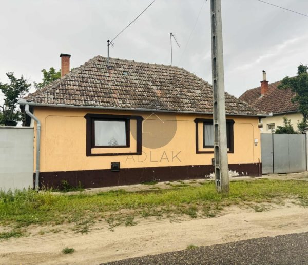 Jánoshalmán 2,5 szobás családi ház eladó - Image 12
